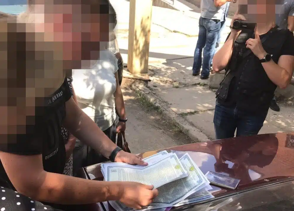 Контррозвідка вінницького УСБУ закрила канал незаконних виплат грошей з держбюджету учасникам терористичної організації «ДНР»