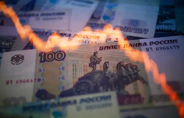 Международные резервы РФ за неделю сократились на $7 млрд