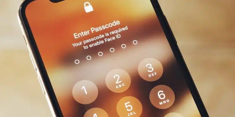 Apple заблокувала доступ до iCloud через прізвище людини