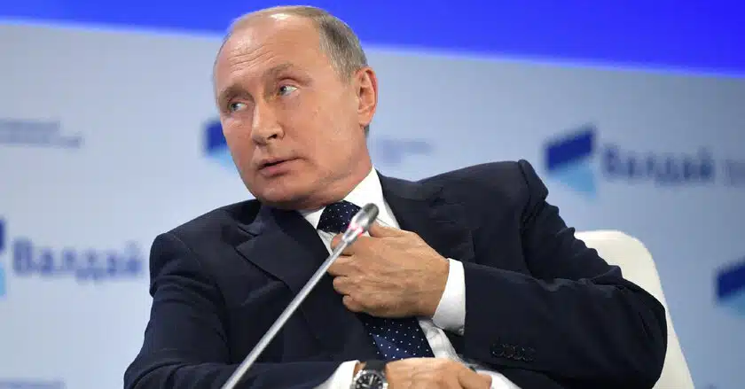 Италия заявила о российском вмешательстве в дела страны