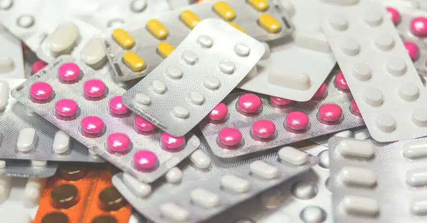 Афганистан на гране катастрофы: нужных лекарств осталось всего на неделю