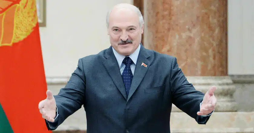 Лукашенко сообщил, когда собирается уйти с поста