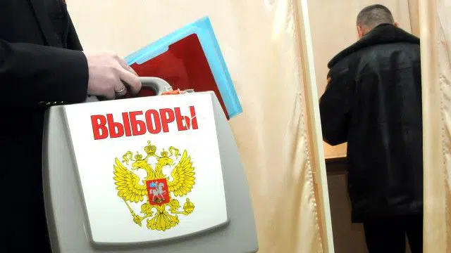 В РФ люди жалуются на принуждения к голосованию