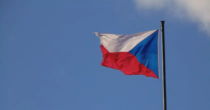 В Чехии заговорили о введении обязательной вакцинации