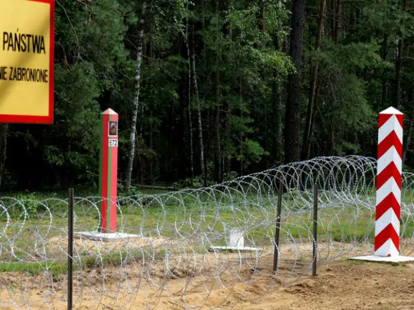 Чехия направит военных в Польшу для охраны границ от мигрантов