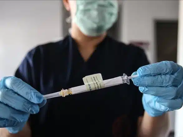 В Канаде рекомендуют сделать третью дозу вакцины всем, кто старше 50 лет