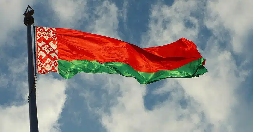 Беларусь заявила о нападении на свое посольство в Лондоне