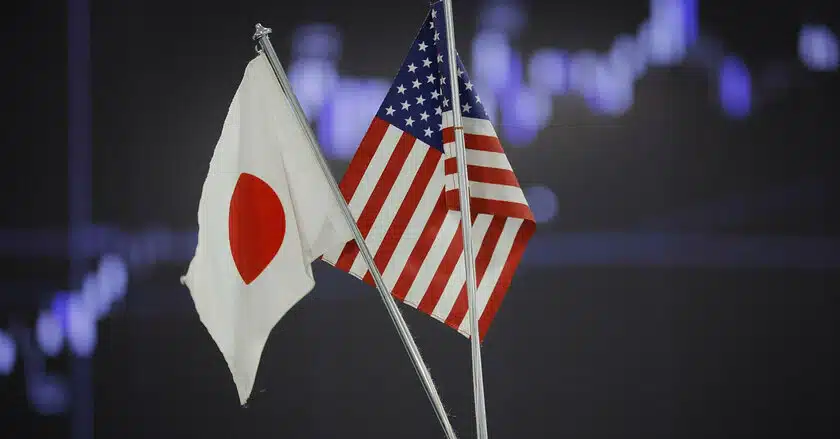 США и Япония будут расширять оборонное сотрудничество