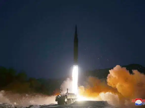 КНДР произвела очередной запуск ракет