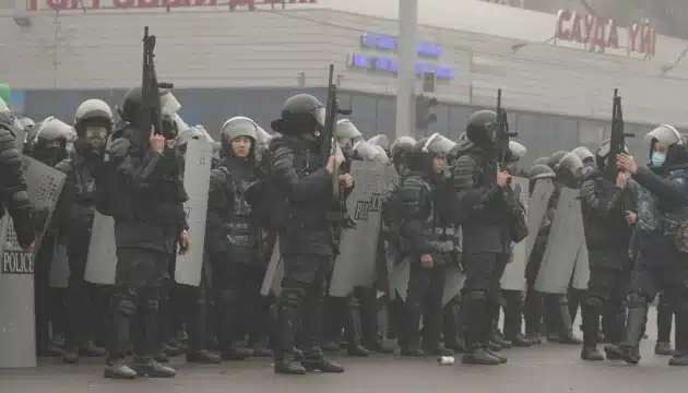 Берлін зупинив експорт зброї Казахстану