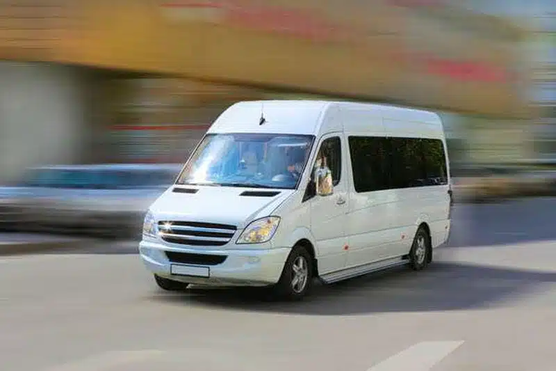 Как правильно арендовать микроавтобус