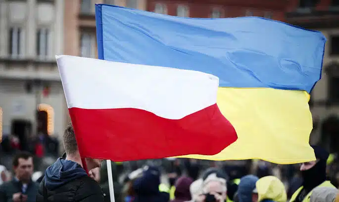 Польща оголосила про повну незалежність від російського газу
