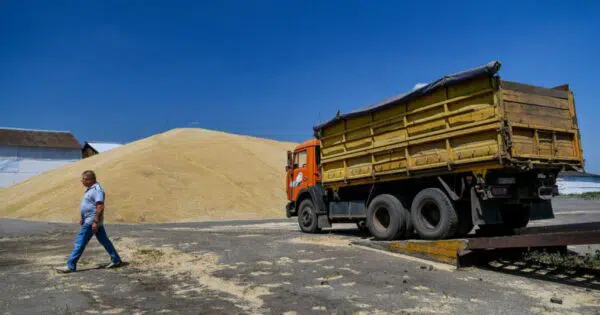 Росія намагається втягнути союзників у продовольчу кризу