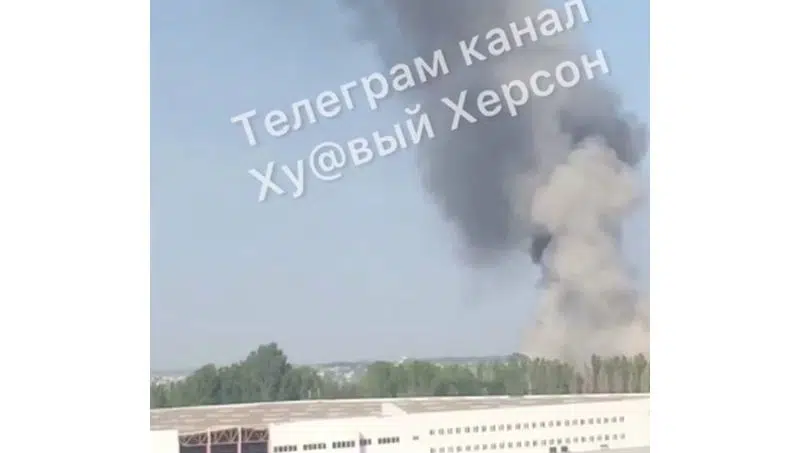 У Херсоні пролунала серія вибухів: знищено штаб окупантів, блокпост і скупчення техніки