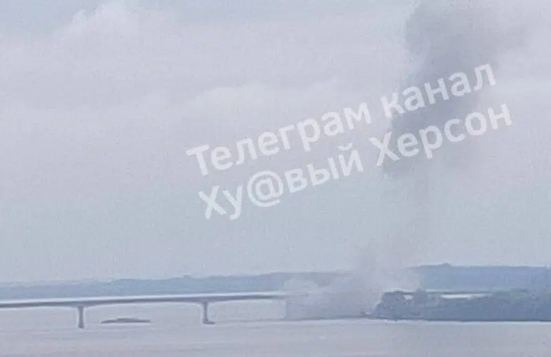 У Херсоні прильоти по Антонівському мосту