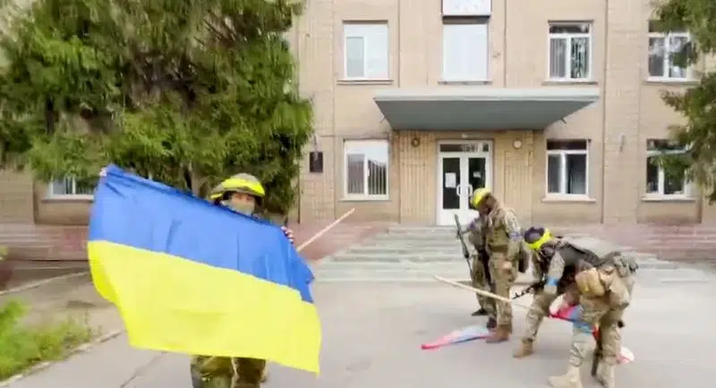 Бійці ЗСУ показали звільнене від окупантів прикордонне місто Вовчанськ на Харківщині