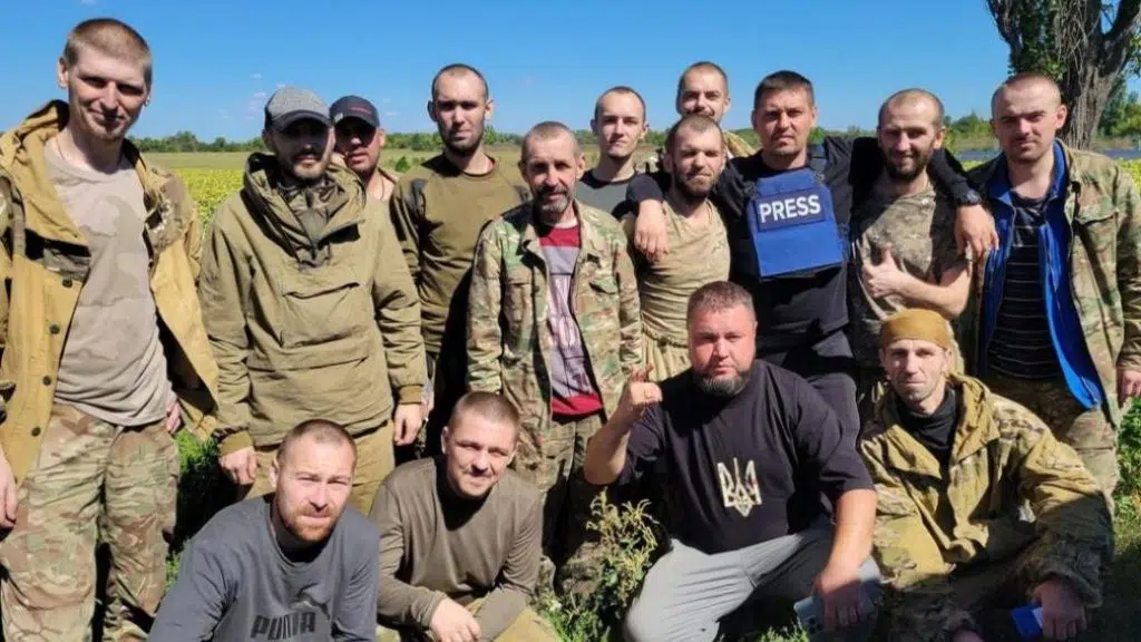 Україна під час обміну полоненими повернула 14 українських захисників