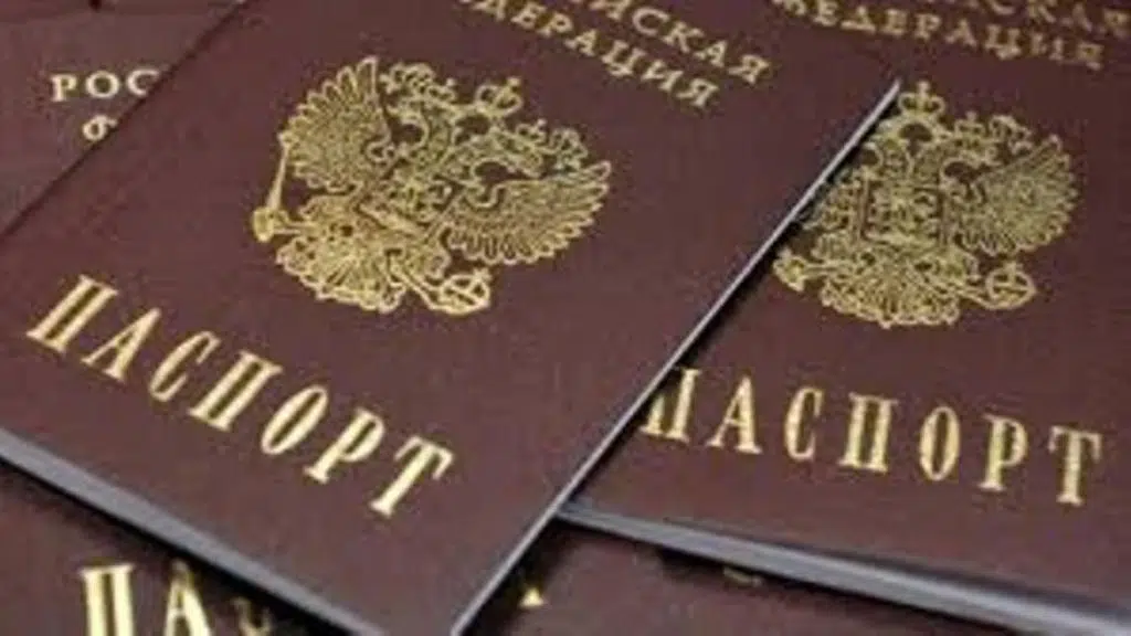 Євросоюз обмежує видачу віз, а також в’їзд до ЄС росіянам
