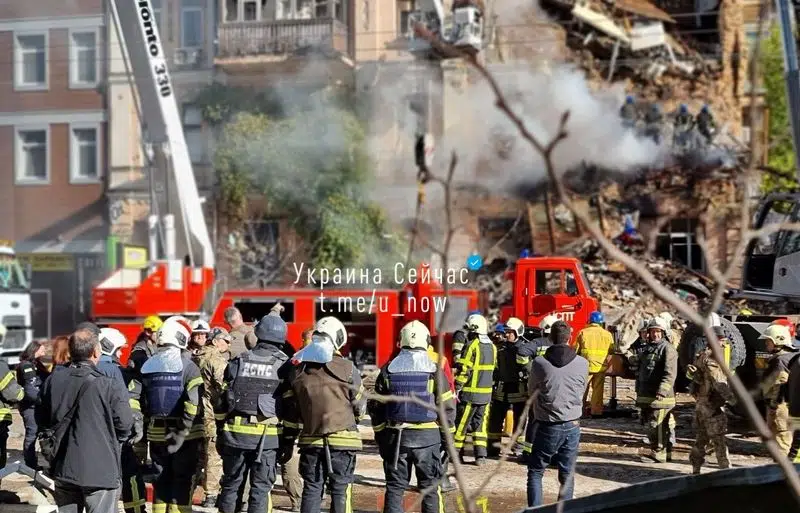 Збільшилася кількість загиблих після вибуху у київській багатоповерхівці