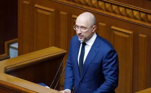 Шмигаль назвав терміни відновлення електропостачання після масованих ударів