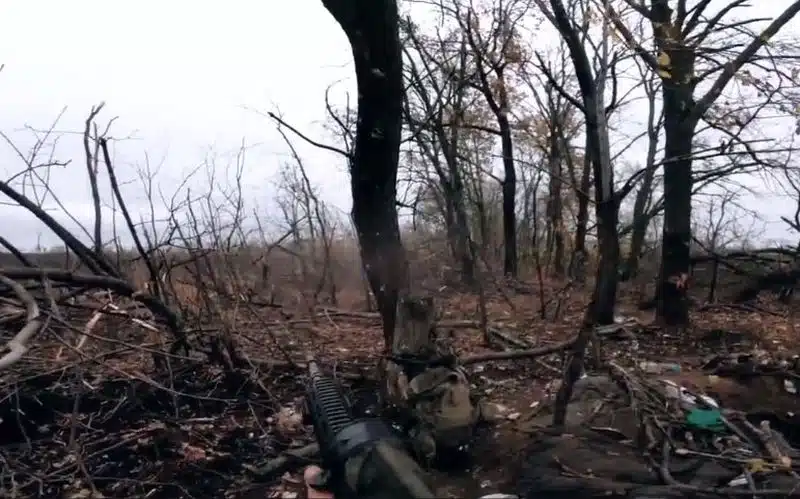 Іноземні добровольці штурмували позиції російських окупантів і захопили трофеї