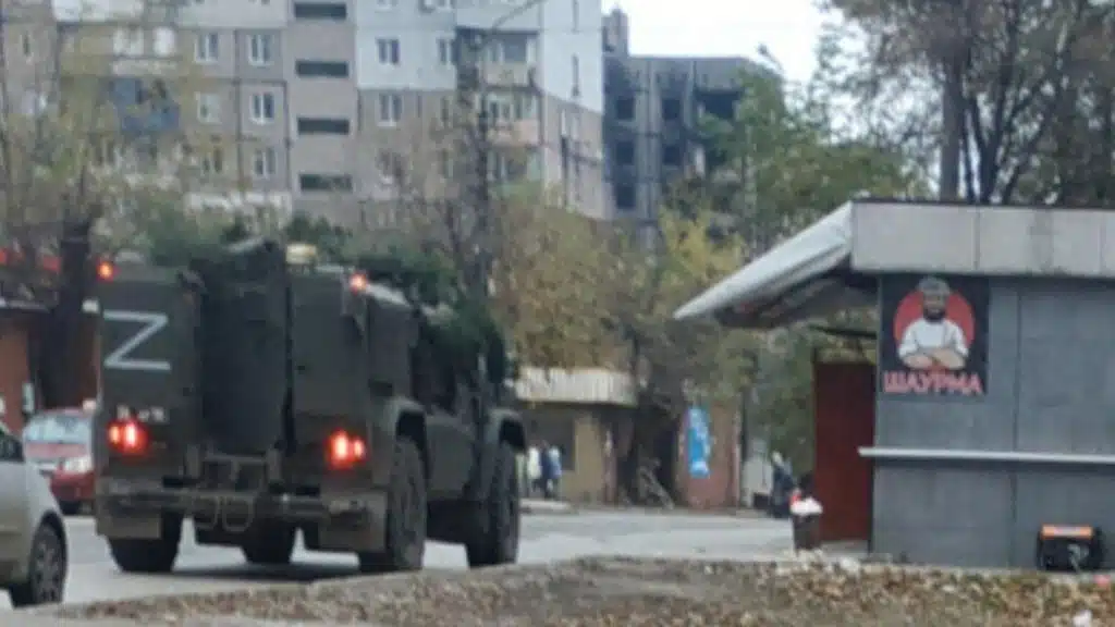 Війська рф після втечі з Херсона наповнили окупований Маріуполь