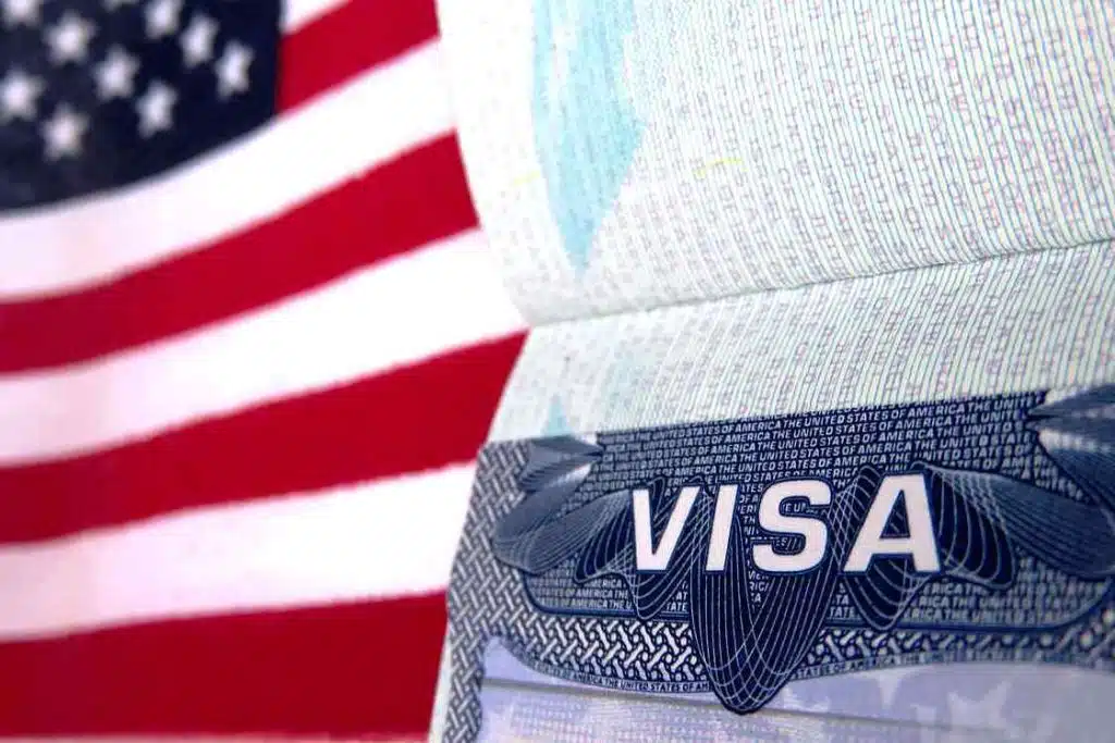 Как оформить визу в США