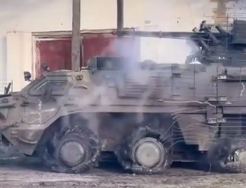 Бійці ЗСУ показали БТР-4 після бою з окупантами