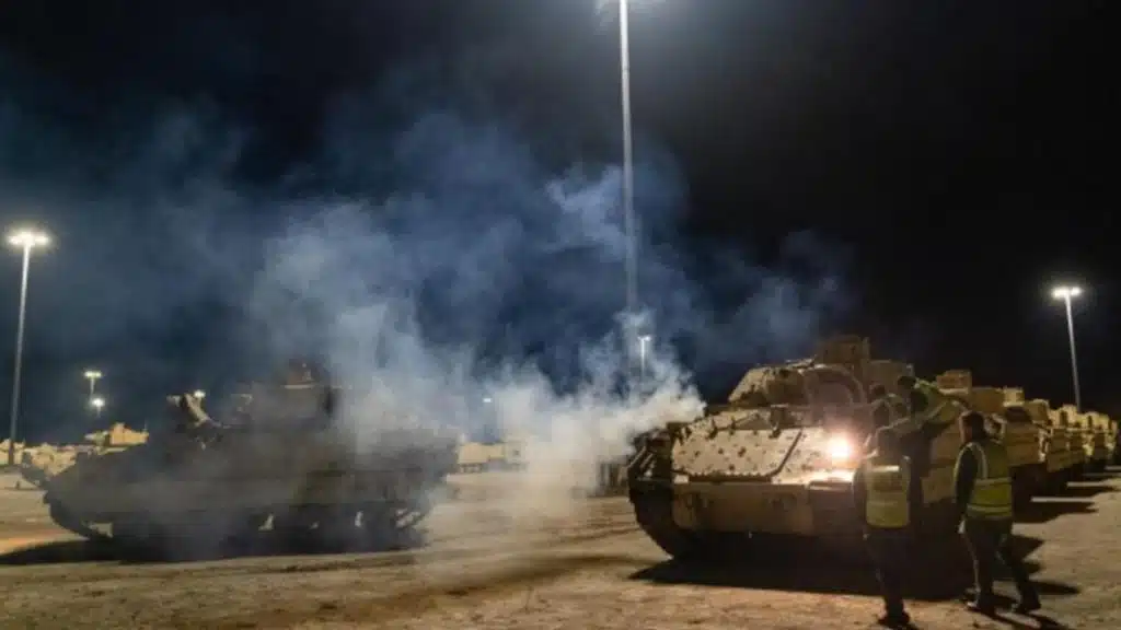 США підтвердили відправку першого вантажу з БМП Bradley в Україну