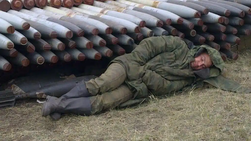 У російських окупантів в Україні виник дефіцит боєприпасів