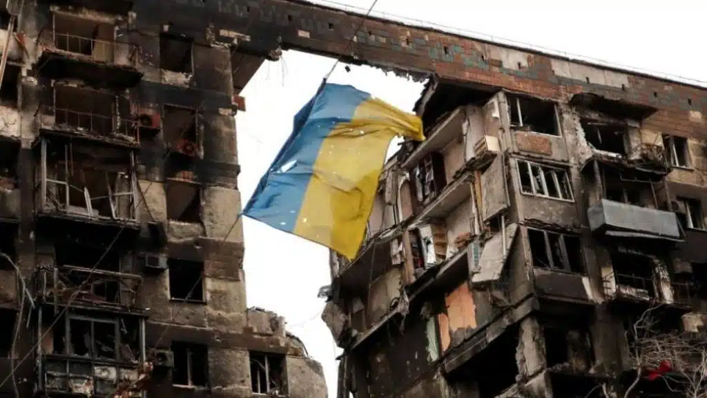 Головком ЗСУ пообіцяв звільнити окупований Маріуполь цього року