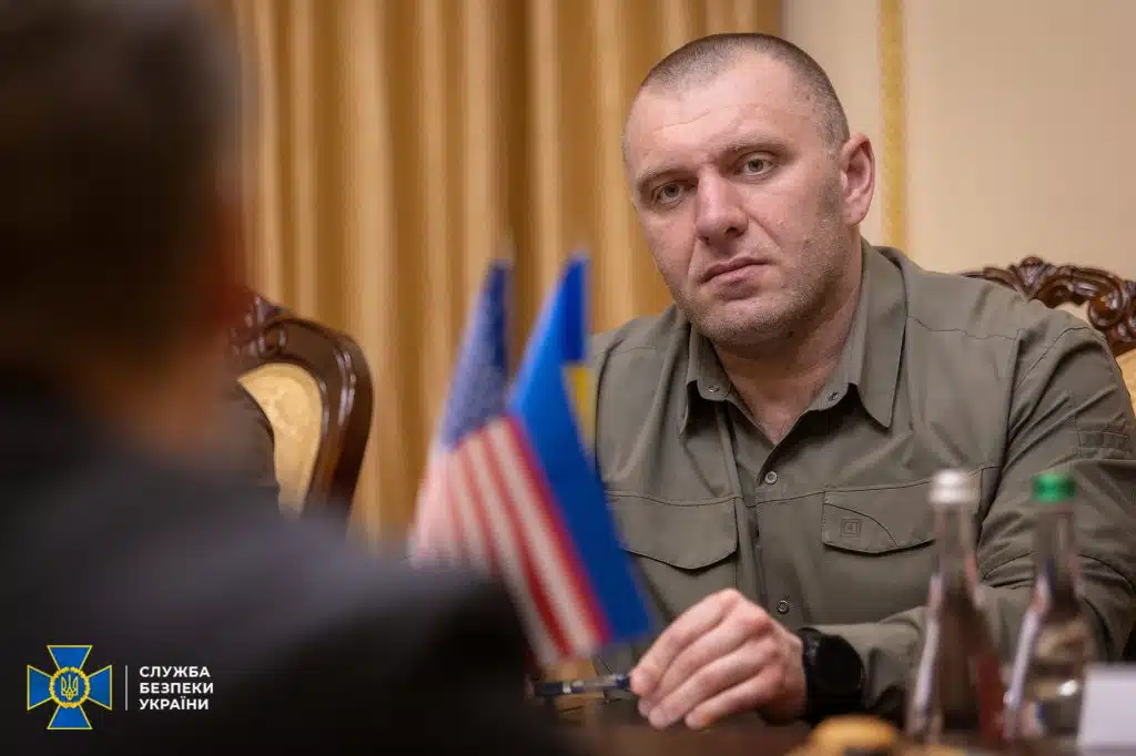 Голова СБУ та посол США обговорили безпекові питання та взаємодію у боротьбі з російською агресією