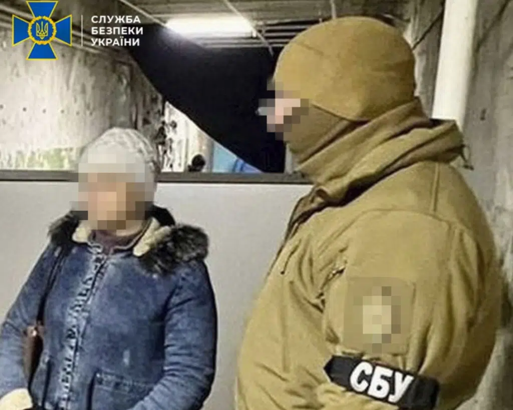 СБУ затримала ворожу інформаторку, яка «полювала» за складами з боєприпасами ЗСУ на Харківщині