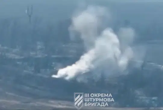 Штурмова бригада військових ЗСУ нанесла вогневий удар по ворожій піхоті біля Бахмута (ВІДЕО)