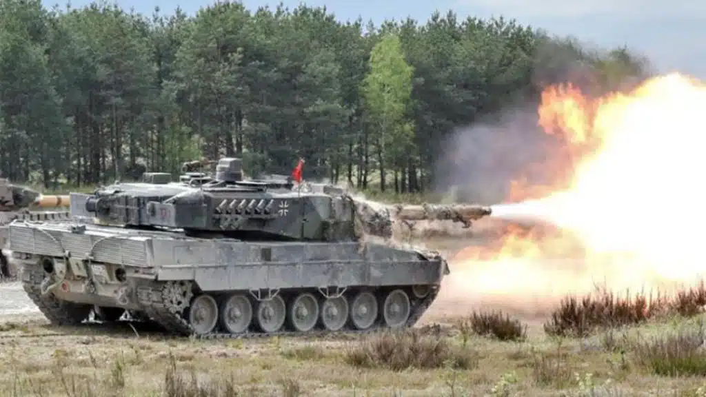 Ллойд Остін: Україна отримає понад 150 танків Leopard