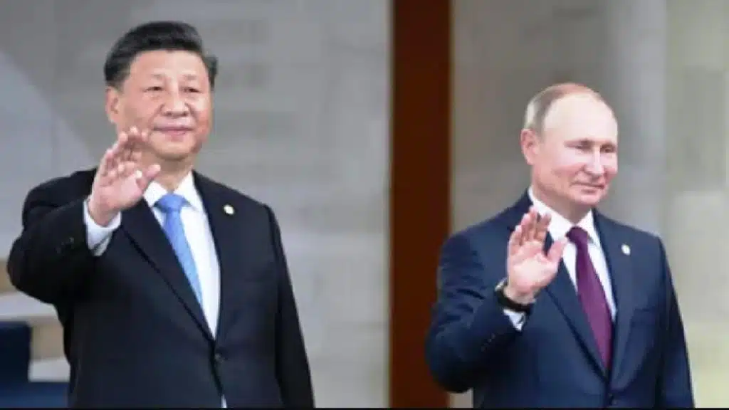 Росія стає сировинним придатком Китаю, переходить на залежність від юаня і пишається цим