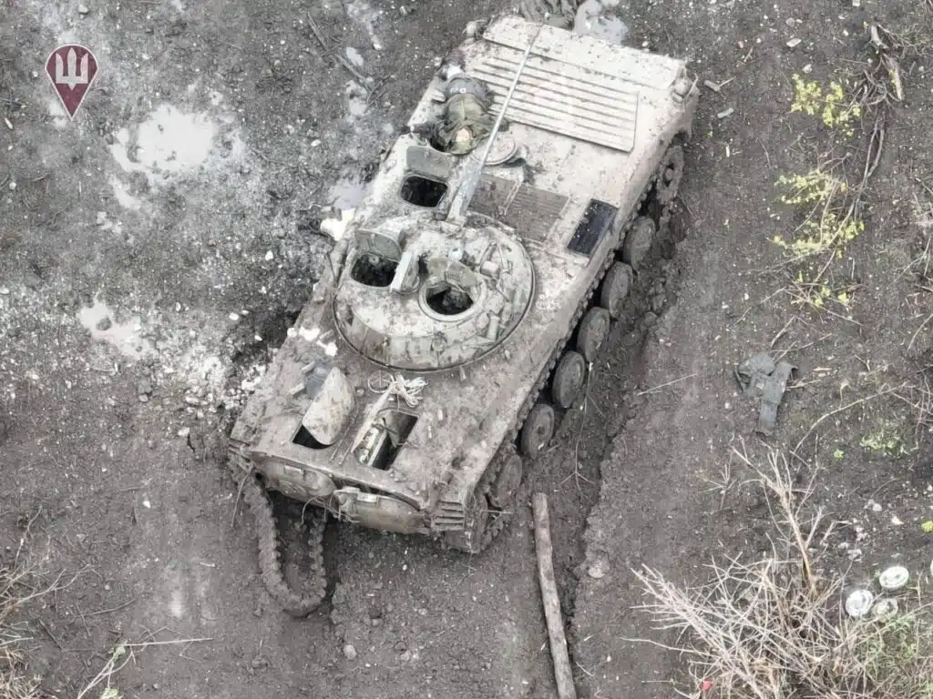 Ювелірна точність українських десантників: знищено дві ворожі БМП (ВІДЕО)