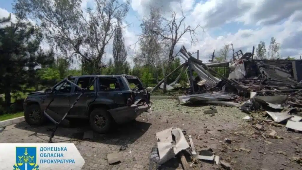 Окупанти завдали авіаудару по Торецьку