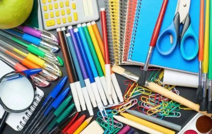 Як заощадити під час купівлі канцтоварів