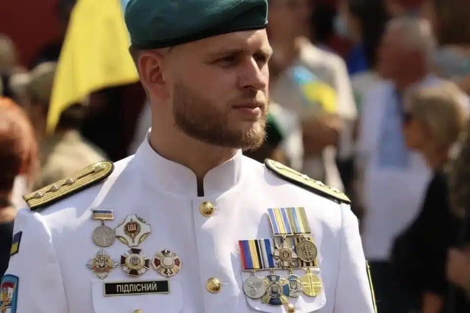 Снайпер, розвідник, командир: дев’ять років війни морпіха Андрія Підлісного