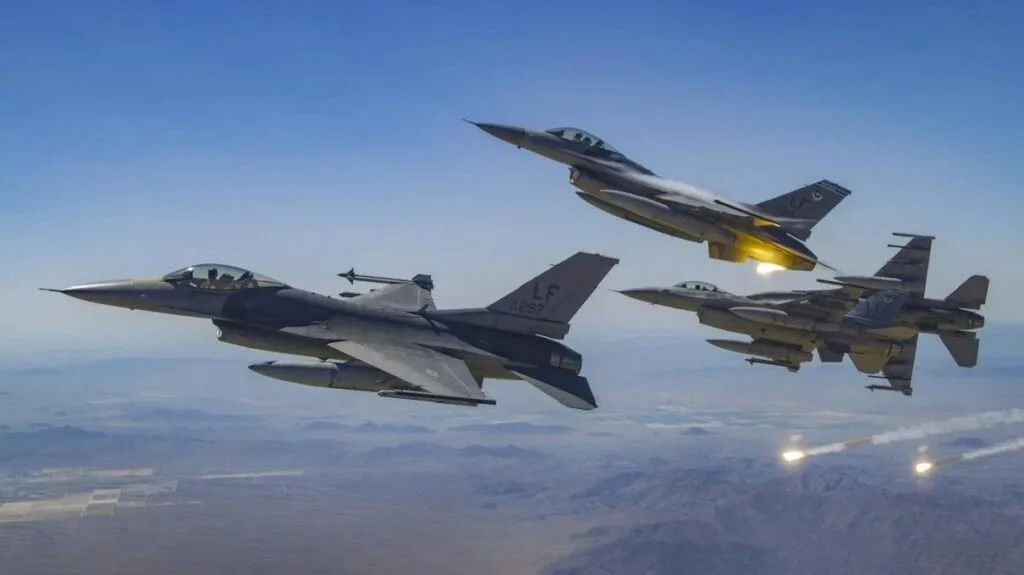 Навчання пілотів на F-16 вже розпочалось, — Резніков