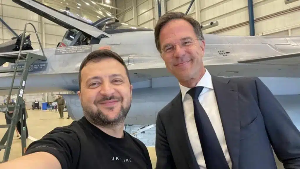 Зеленський назвав кількість винищувачів F-16, які отримає Україна