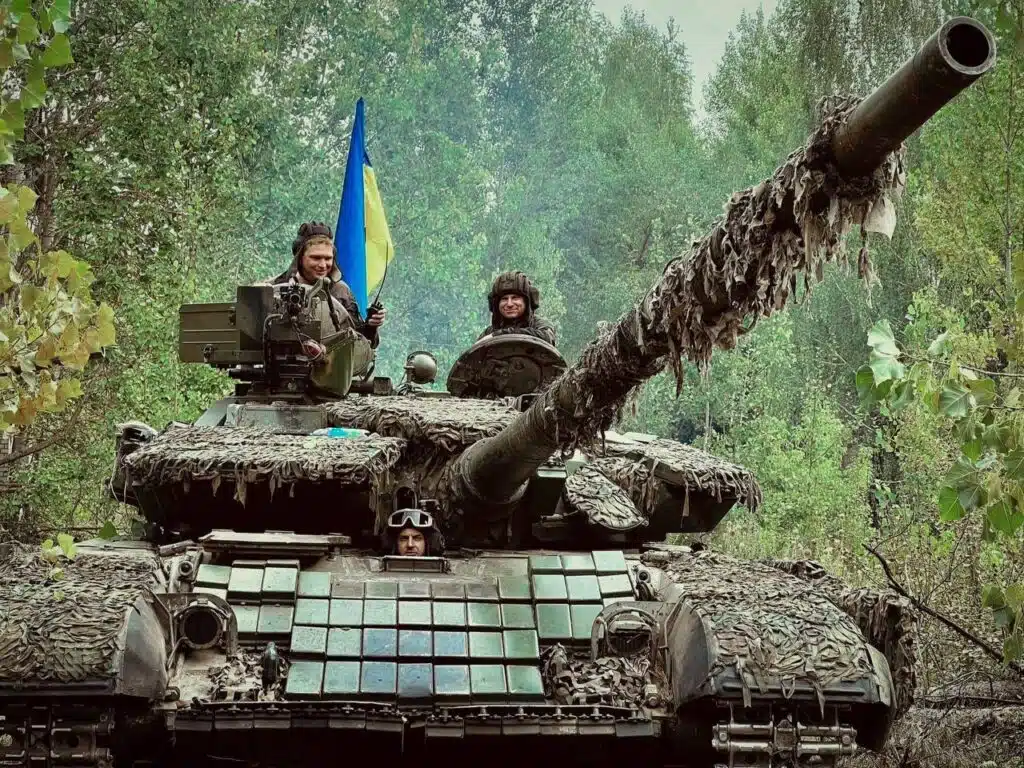 Українська бронетехніка на Півдні діє вже за останньою лінією російського оборонного шару