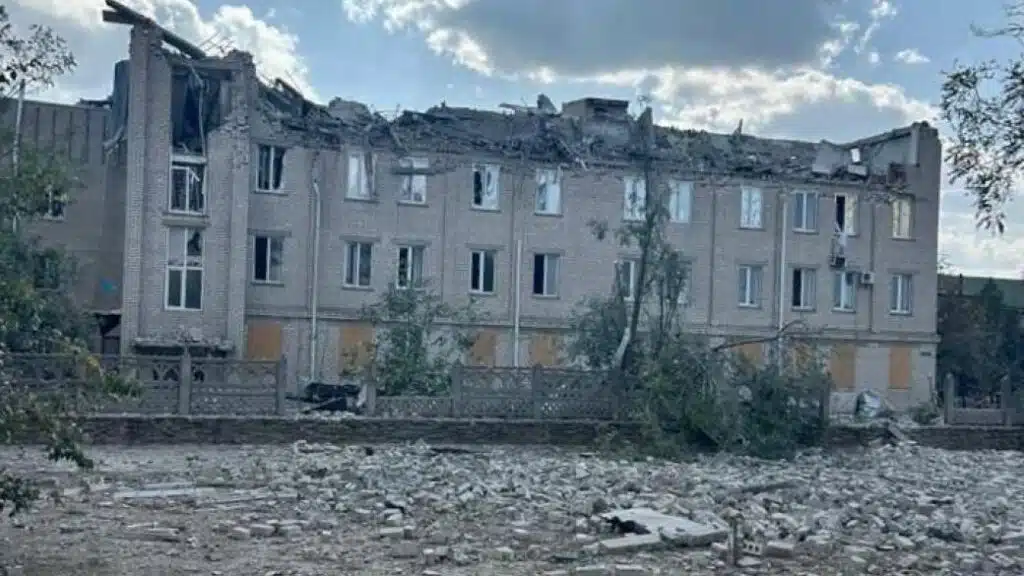 Росія вдарила авіабомбами по лікарні Берислава