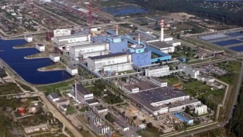 Сьогодні вночі росія завдала удару по території біля Хмельницької АЕС
