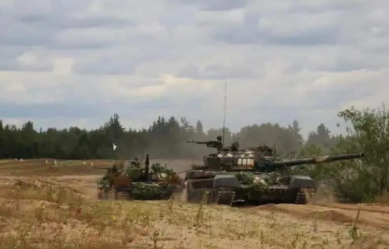 Білорусь розпочинає військові навчання біля кордону з Польщею
