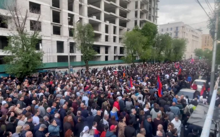 Протести у Вірменії: затримано близько трьохсот учасників акції протесту