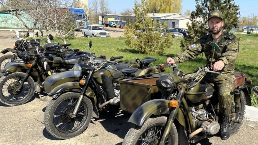 Двоколісна тактика Кремля призводить до численної загибелі окупантів