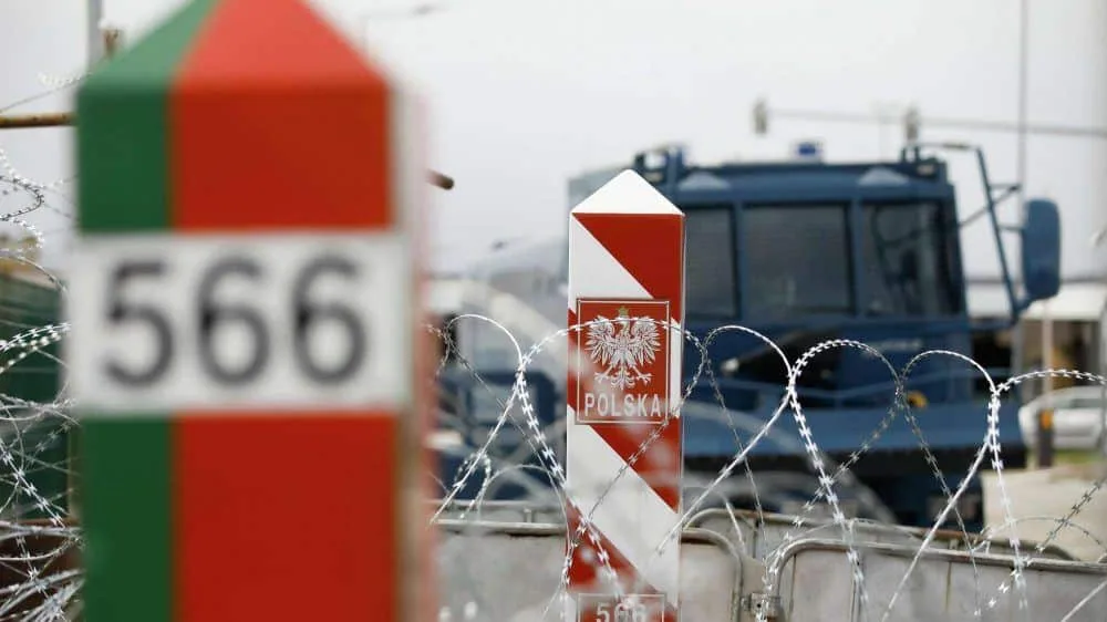 Польща може повністю закрити кордон з Білоруссю