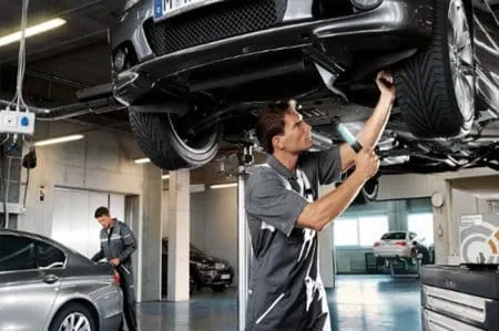 Чому Важливо Проходити ТО в Сертифікованому Автосервісі?
